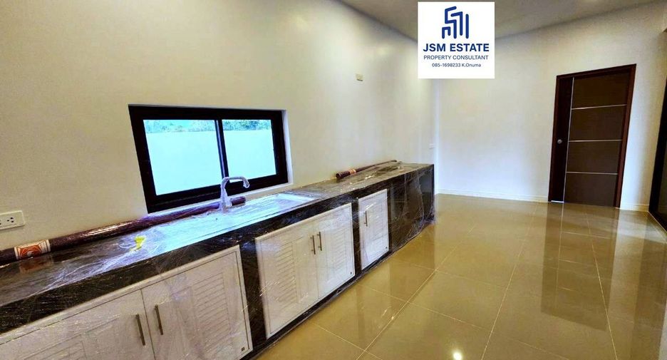 For sale 3 bedrooms house in Hua Hin, Prachuap Khiri Khan
