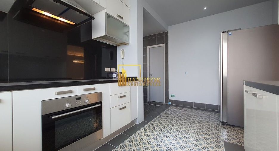 For rent and for sale 4 bedrooms condo in Watthana, Bangkok