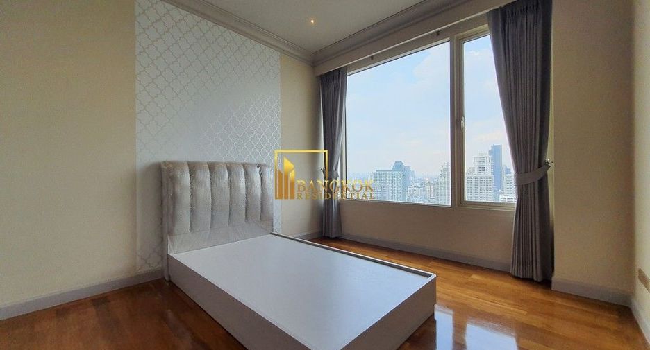For rent and for sale 4 bedrooms condo in Watthana, Bangkok
