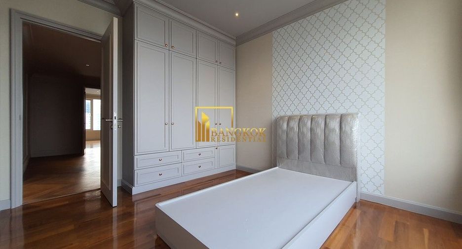 For rent and for sale 4 bedrooms condo in Watthana, Bangkok