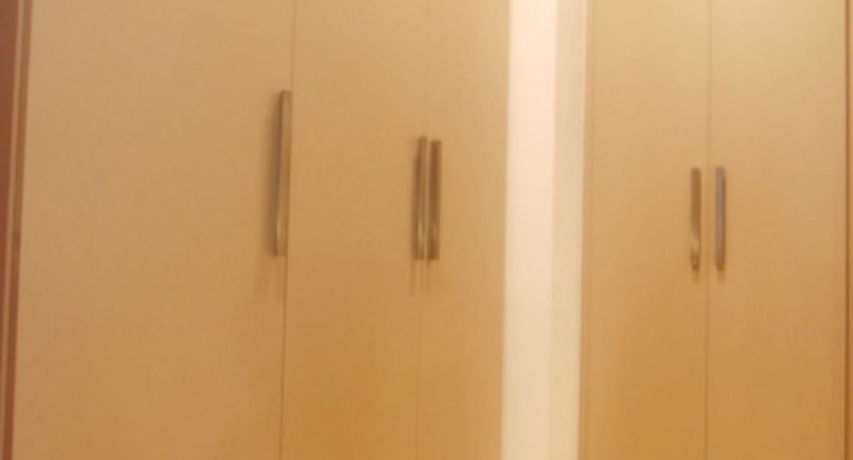 For rent and for sale 1 bed condo in Khlong Toei, Bangkok