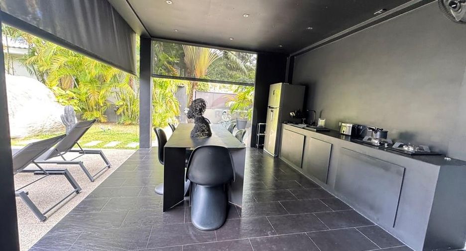À vendre 3 chambres villa à Ko Samui, Surat Thani