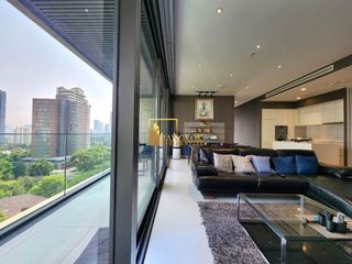 For sale 2 bedrooms condo in Khlong Toei, Bangkok