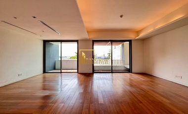 For sale 3 bedrooms condo in Yan Nawa, Bangkok