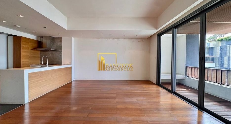 For sale 3 bedrooms condo in Yan Nawa, Bangkok