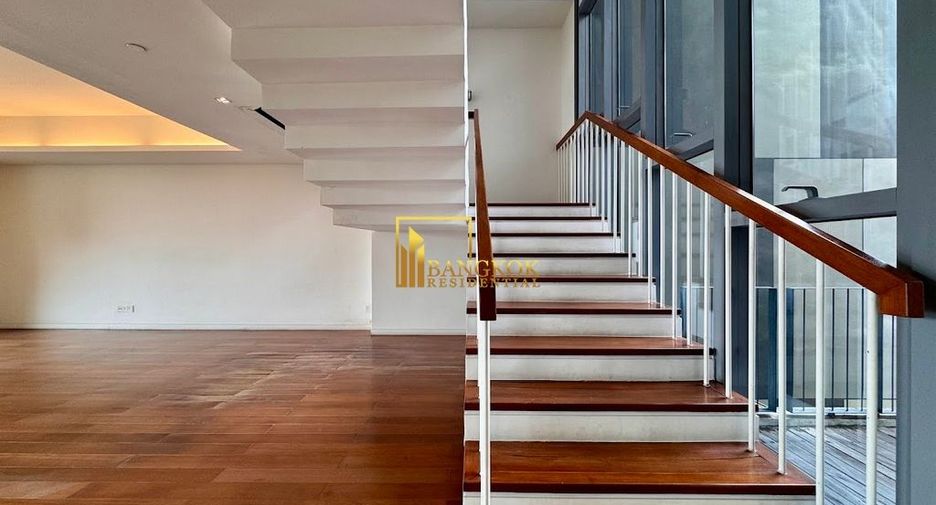 For sale 3 bedrooms condo in Yan Nawa, Bangkok