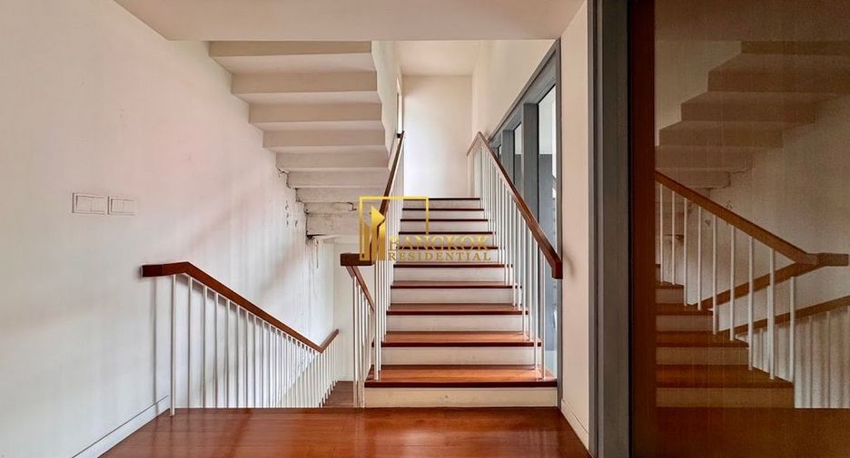 For sale 3 bedrooms condo in Yan Nawa, Bangkok
