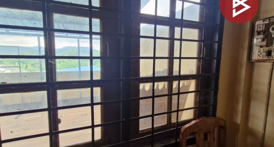 For sale retail Space in Chai Badan, Lopburi