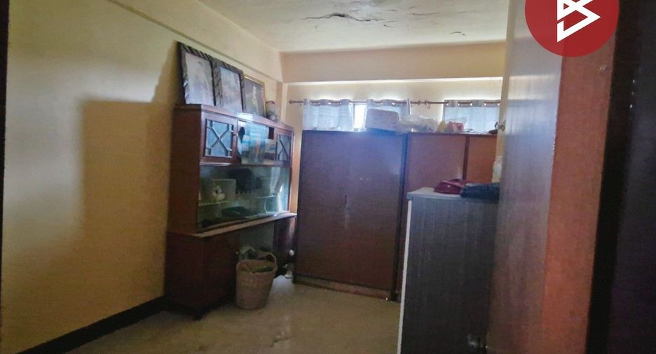 For sale retail Space in Chai Badan, Lopburi
