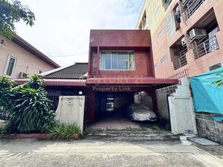 For sale 3 bedrooms house in Phaya Thai, Bangkok
