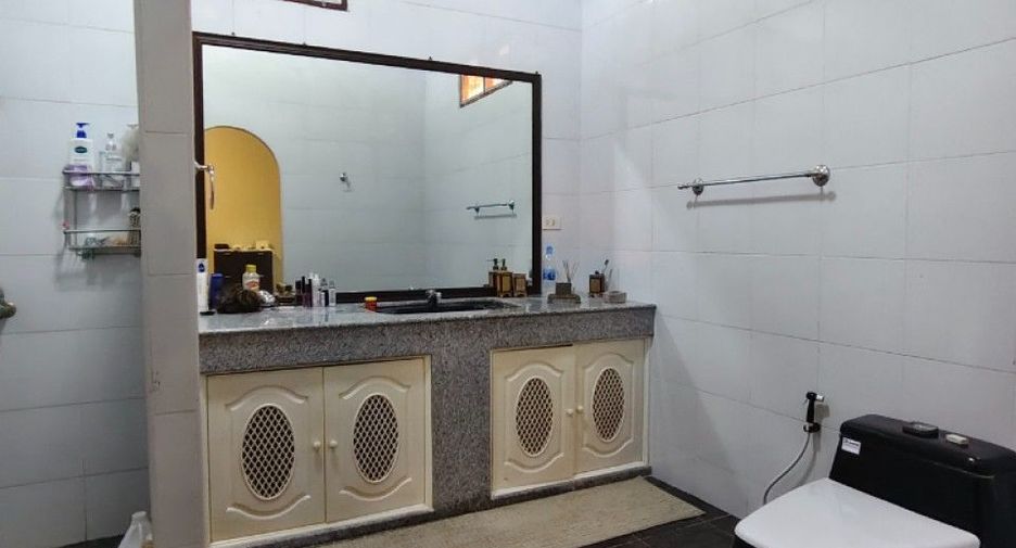 For sale 3 bedrooms house in Mueang Kanchanaburi, Kanchanaburi