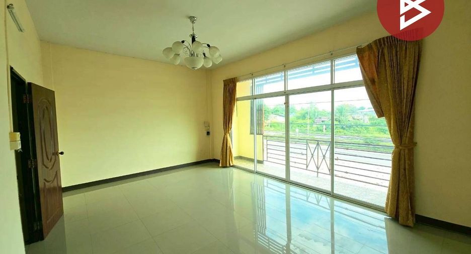 For sale retail Space in Chai Badan, Lopburi