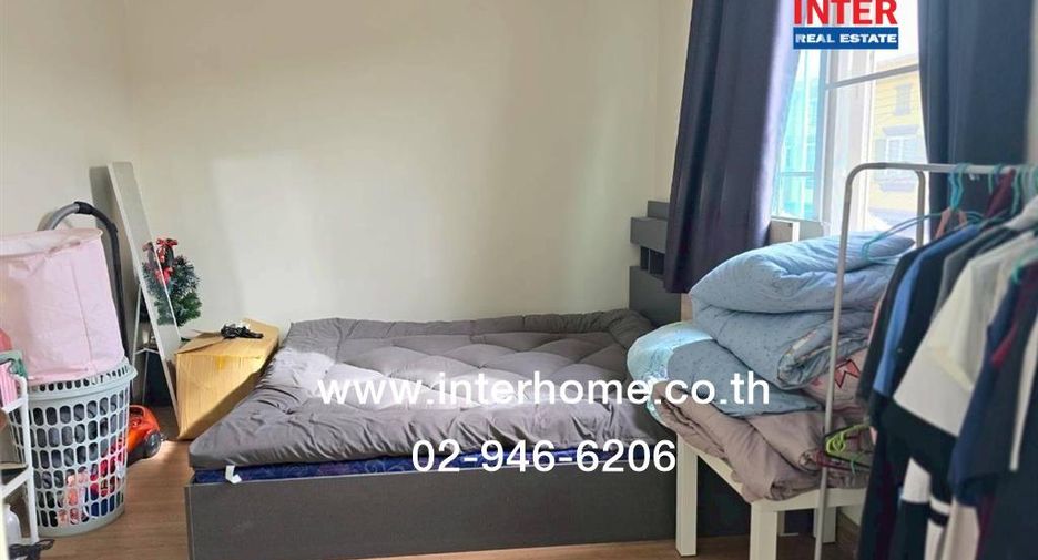 For sale 3 bedrooms townhouse in Mueang Samut Prakan, Samut Prakan