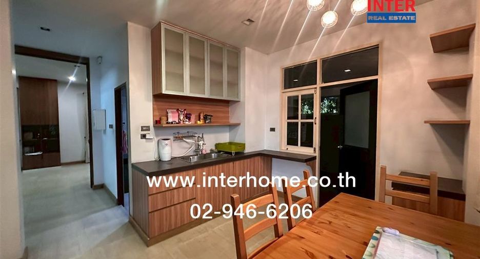 Casa en venta de 4 habitaciones en Bang Kruai, Nonthaburi