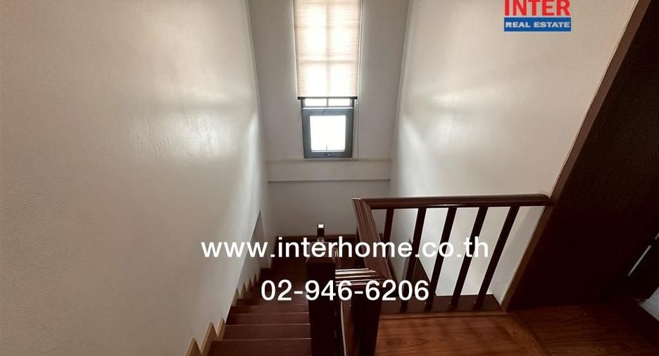 Casa en venta de 4 habitaciones en Bang Kruai, Nonthaburi