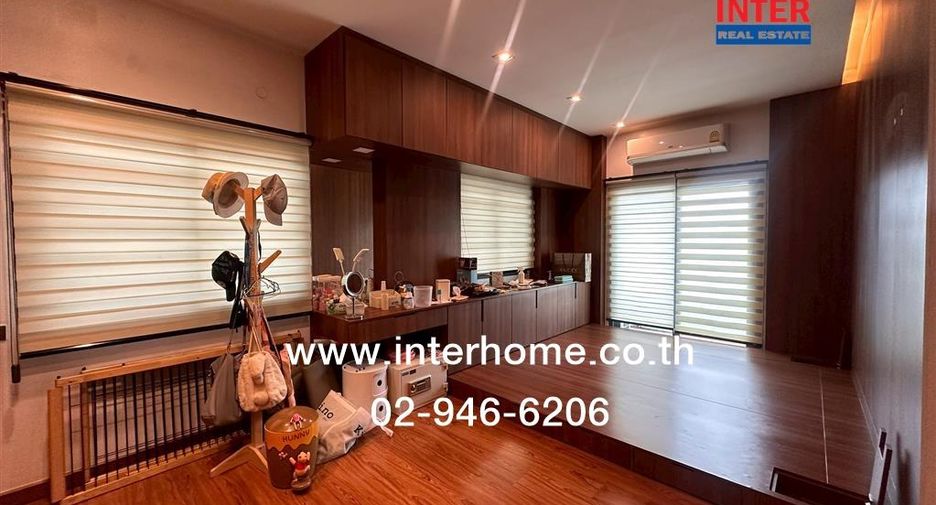 Casa en venta de 4 habitaciones en Bang Kruai, Nonthaburi