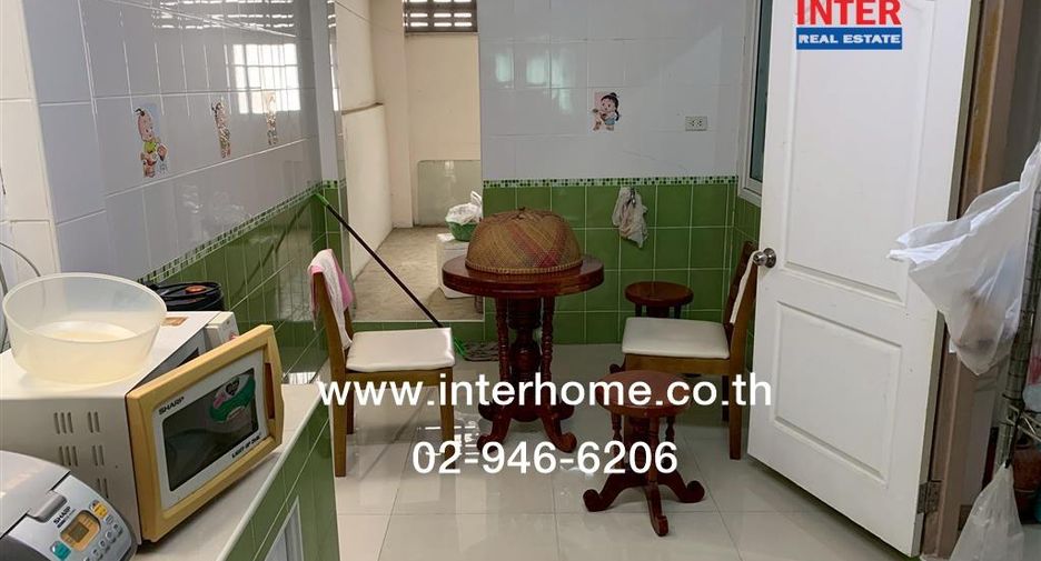 À vendre 5 chambres maison à Khlong Sam Wa, Bangkok