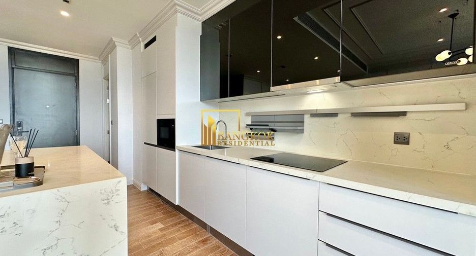 Condo en alquiler y en venta de 3 habitaciones en Pathum Wan, Bangkok