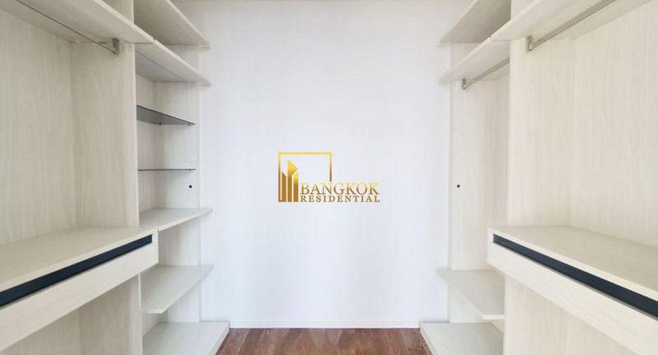 Condo en alquiler y en venta de 3 habitaciones en Pathum Wan, Bangkok