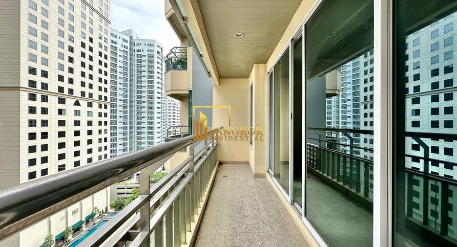 Wohnung zur Miete und zum Kauf mit 4 Zimmer in Khlong Toei, Bangkok