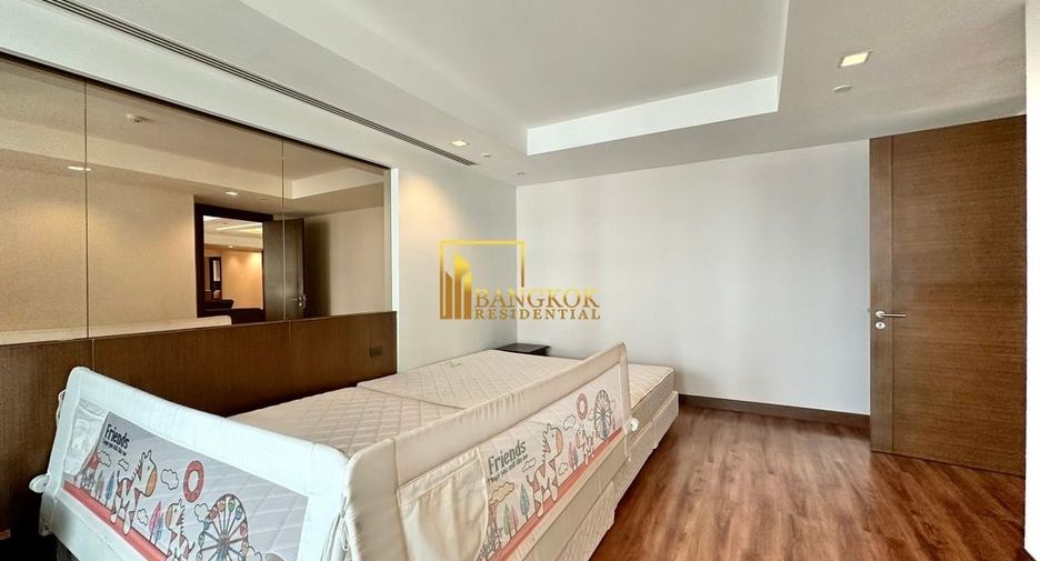 Wohnung zur Miete und zum Kauf mit 4 Zimmer in Khlong Toei, Bangkok