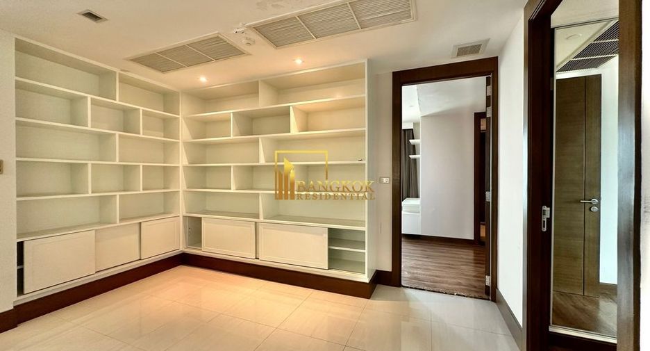 Wohnung zur Miete und zum Kauf mit 4 Zimmer in Khlong Toei, Bangkok