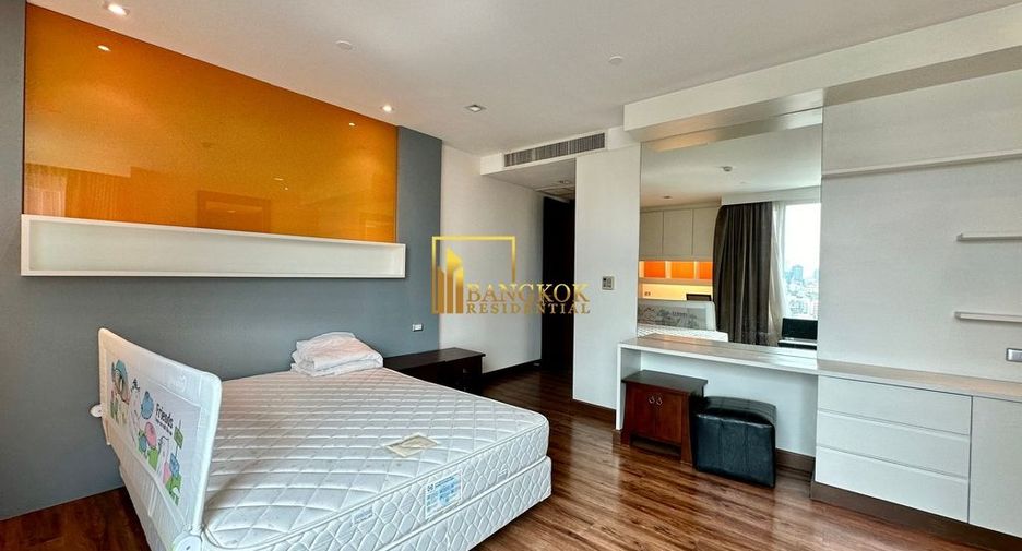 Wohnung zur Miete und zum Kauf mit 4 Zimmer in Khlong Toei, Bangkok