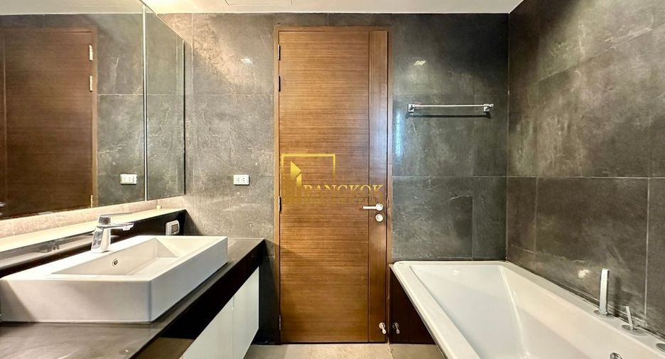 Wohnung zur Miete und zum Kauf mit 4 Zimmer in Khlong Toei, Bangkok