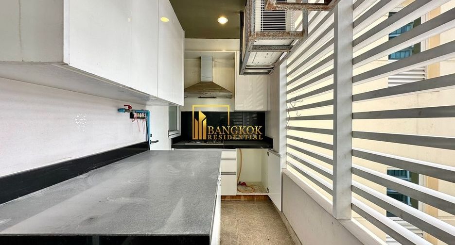 Wohnung zur Miete und zum Kauf mit 4 Zimmer in Khlong Toei, Bangkok