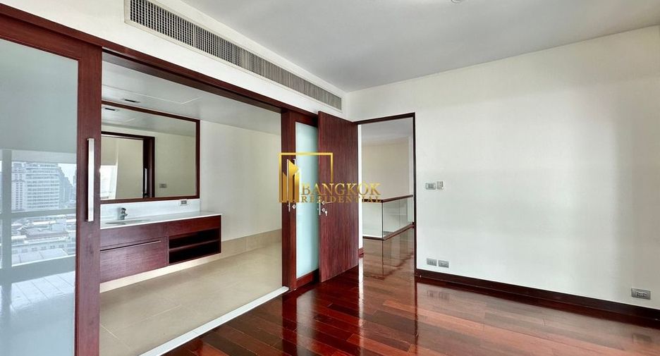 À louer et à vendre 3 chambres condo à Khlong Toei, Bangkok