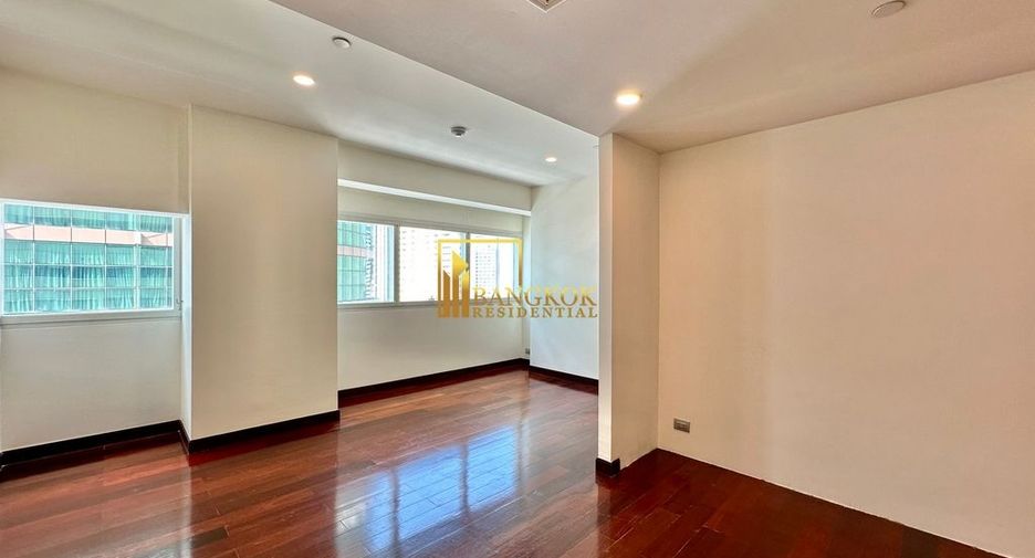 À louer et à vendre 3 chambres condo à Khlong Toei, Bangkok