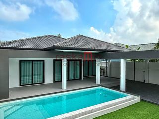 For sale 3 ベッドルーム villa in Bang Lamung, Chonburi