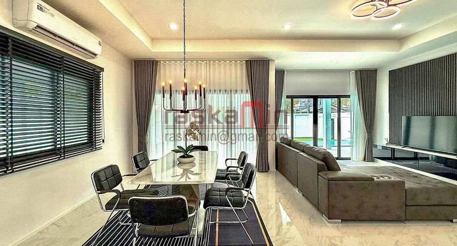 For sale 3 ベッドルーム villa in Bang Lamung, Chonburi