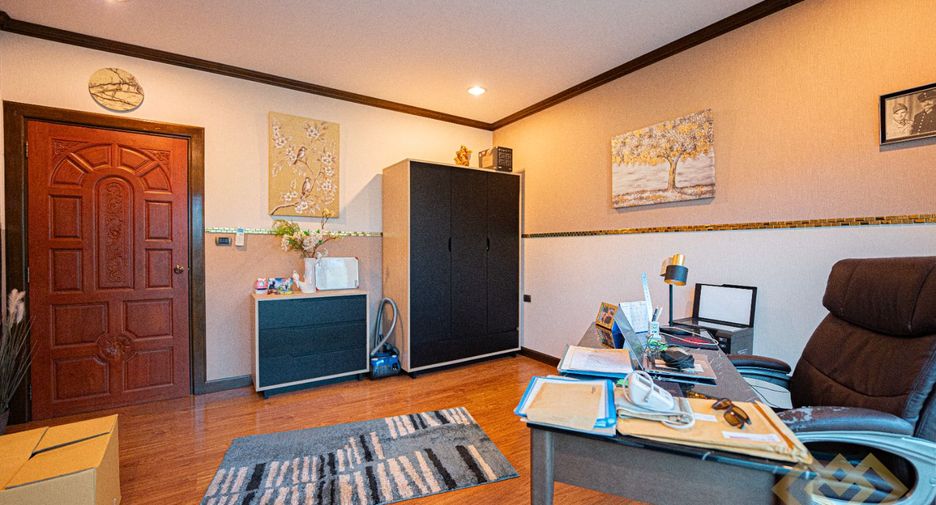 For sale 3 bedrooms house in Sattahip, Chonburi