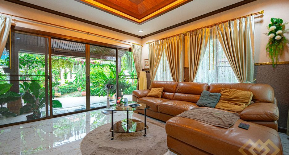 For sale 3 bedrooms house in Sattahip, Chonburi