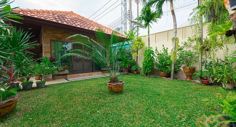 For sale 3 bedrooms house in Sattahip, Chonburi