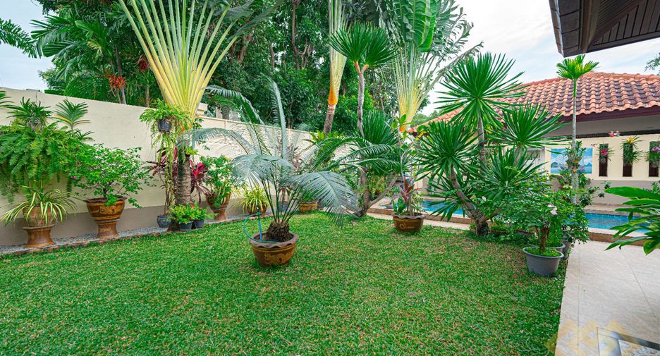 For sale 3 bedrooms house in Sattahip, Chonburi