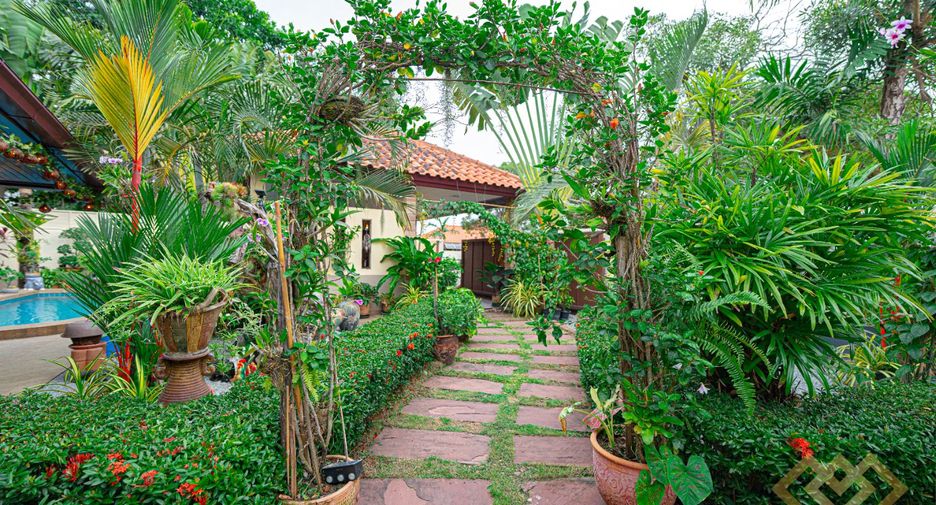 For sale 3 bedrooms house in Sattahip, Chonburi