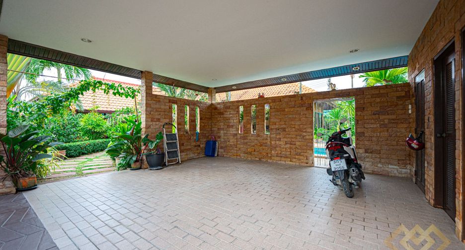For sale 3 bedrooms house in Sattahip, Chonburi