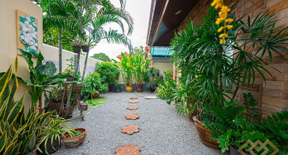 For sale 3 bedrooms house in Sattahip, Chonburi