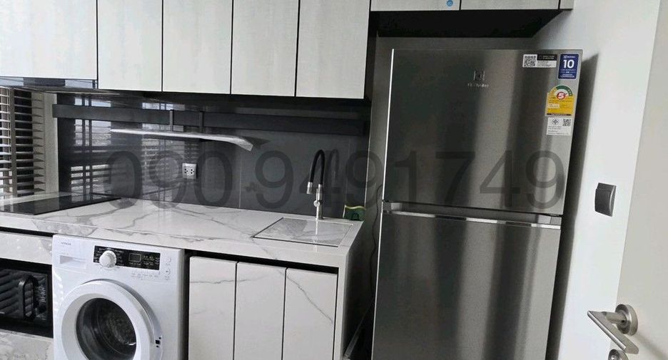 For sale 1 bed condo in Phra Khanong, Bangkok