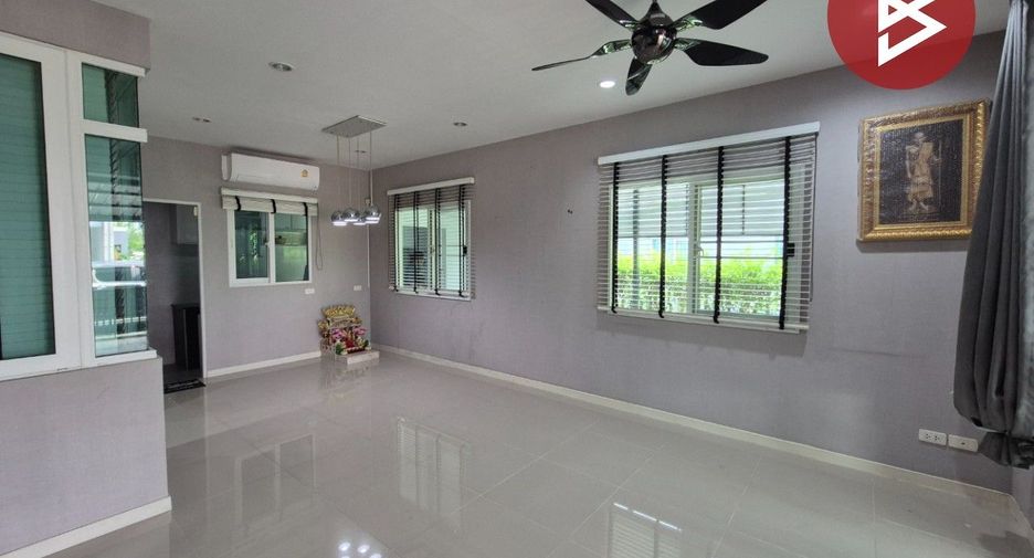 Casa adosada en alquiler y en venta de 4 habitaciones en Bang Yai, Nonthaburi