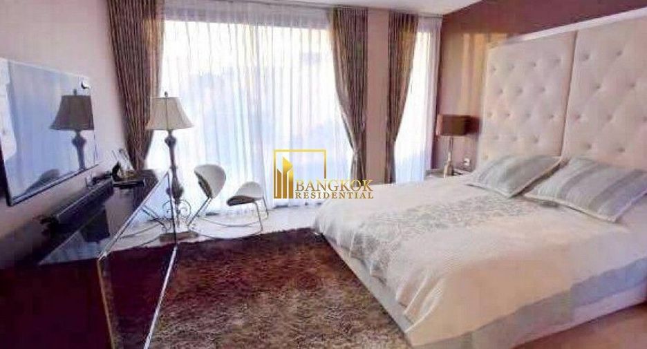 For rent and for sale 4 bedrooms house in Wang Thonglang, Bangkok