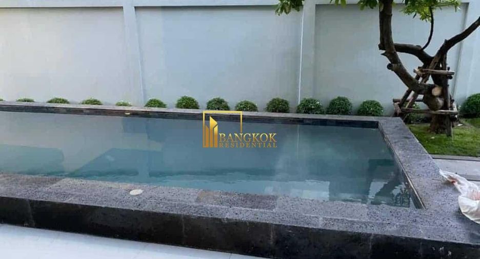 For rent and for sale 4 bedrooms house in Wang Thonglang, Bangkok