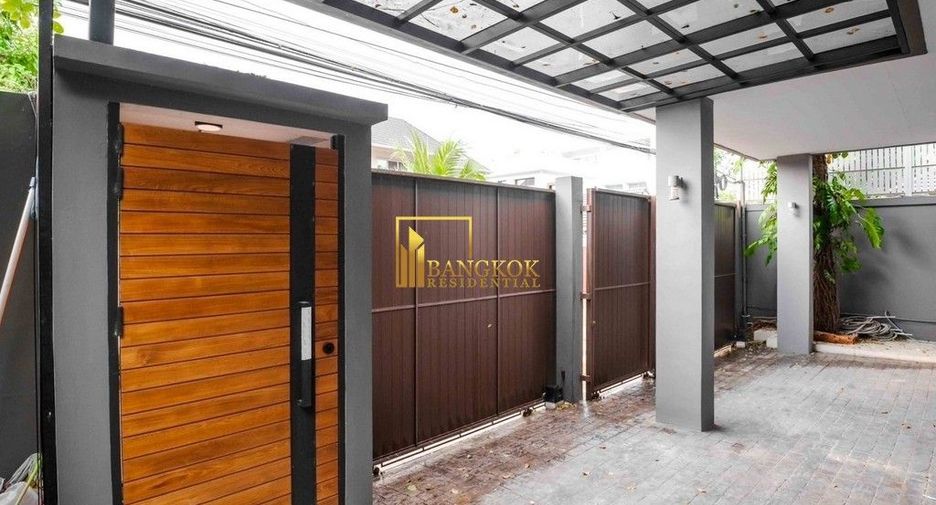 À louer et à vendre 5 chambres maison à Watthana, Bangkok
