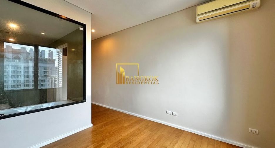 For rent and for sale 4 bedrooms condo in Watthana, Bangkok