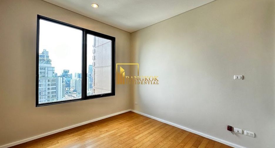 For rent and for sale 4 bedrooms condo in Watthana, Bangkok
