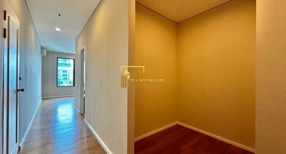 For rent and for sale 4 bedrooms condo in Watthana, Bangkok