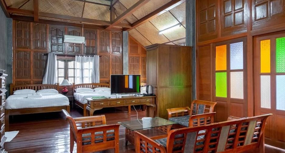 Hotel en alquiler y en venta de 9 habitaciones en San Pa Tong, Chiang Mai
