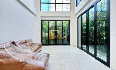 Wohnung zum Kauf mit 5 Zimmer in Yan Nawa, Bangkok